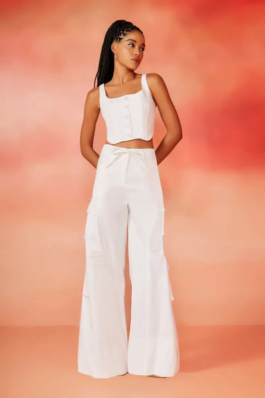 CALCA ALFAIATARIA RECORTES CARGO OFF WHITE / VERMELHO ROUGE