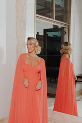 VESTIDO LONGO DE FESTA COM CAPA REMOVÍVEL SALMÃO