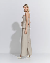 CONJUNTO BLUSA STRAPLESS CALÇA WIDE LEG CORDÃO AREIA