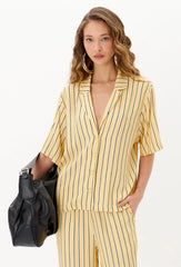 CAMISA MANGA CURTA LISTRADA AMARELA