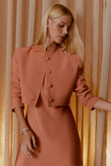 CASACO CREPE BOTÕES FORRADOS BEGE TINA