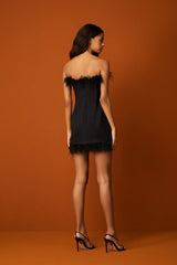 VESTIDO TOMARA QUE CAIA STRAPLESS PRETO PLUMAS