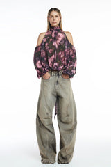 BLUSA OMBRO DE FORA GOLA ALTA COM FAIXA ASSIMÉTRICA PARA AMARRAR