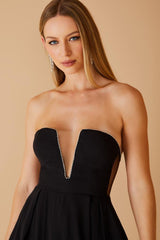 VESTIDO LONGO DECOTE STRASS PRETO