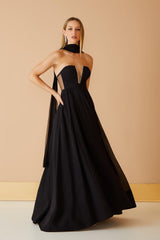 VESTIDO LONGO DECOTE STRASS PRETO