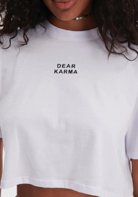 T-SHIRT CROPPED ESTAMPADA DEAR KARMA