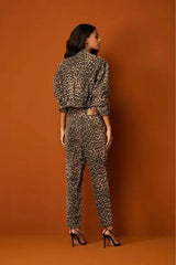 JAQUETA OVER CROPPED ANIMAL PRINT