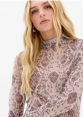 BLUSA MANGA LONGA ESTAMPADA