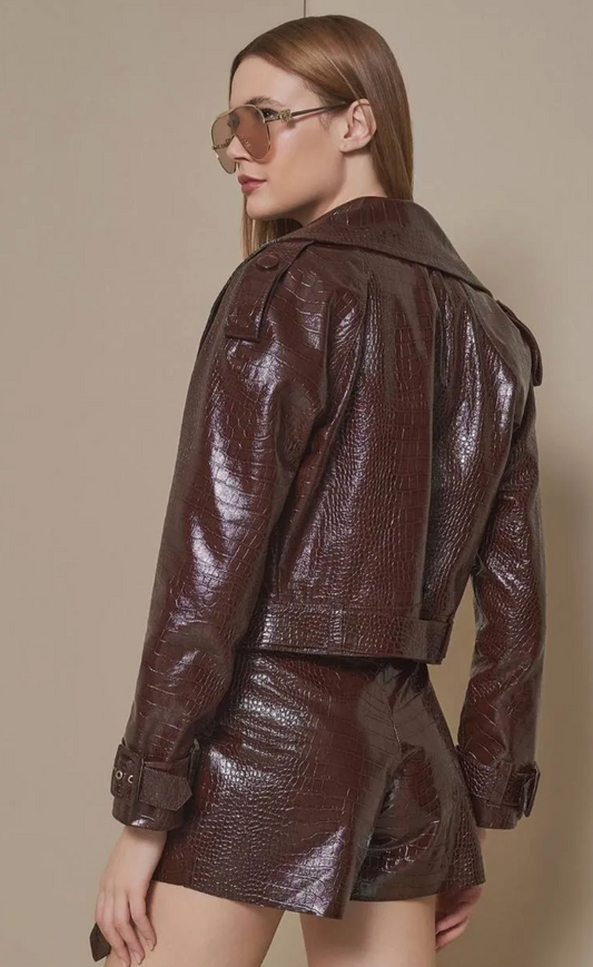 SHORT CURTO COURO CROCO