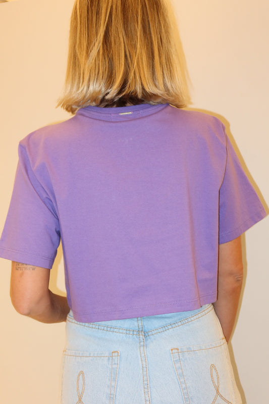 T-SHIRT CROPPED COM STRASS PRETO / ROXO